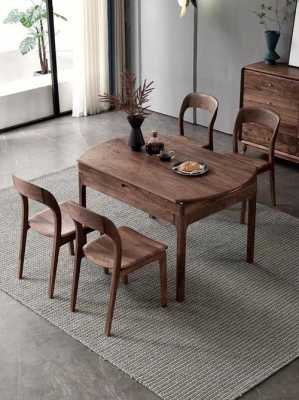 木制家具木餐桌（家具实木餐桌）