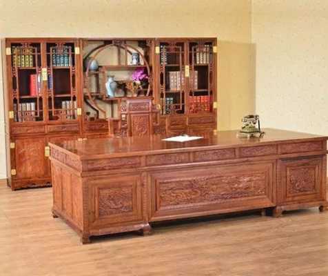 红木家具沙发价格是多少？红木办公桌价格及款式