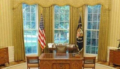 白宫办公厅主任权力有多大？国外老板办公桌