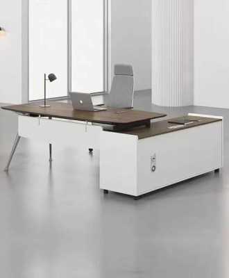 现代简约办公桌怎么安装？（现代办公室图片大全）